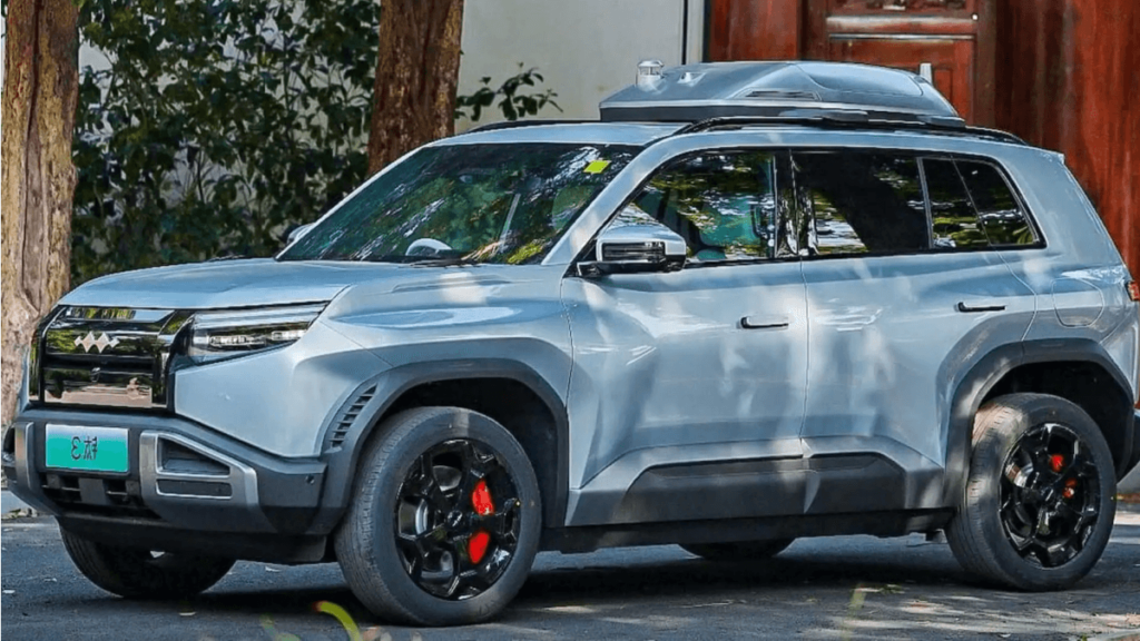 BYD Denza B3 entre os modelos chineses observados pelo mercado
